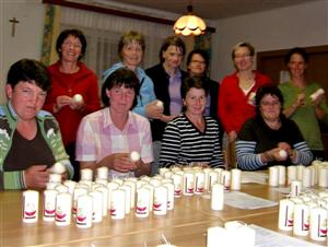 Kerzenverzieren 2010