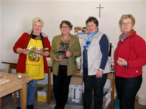 Caritasteam beim Pfarrkaffee